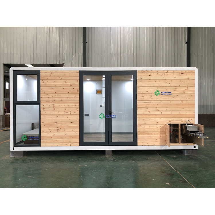 Small Rv with Bedroom Bathroom And Kitchen Complete Functions Small Footprint Wood House Prefabricated Cabin for Exhibition Halls